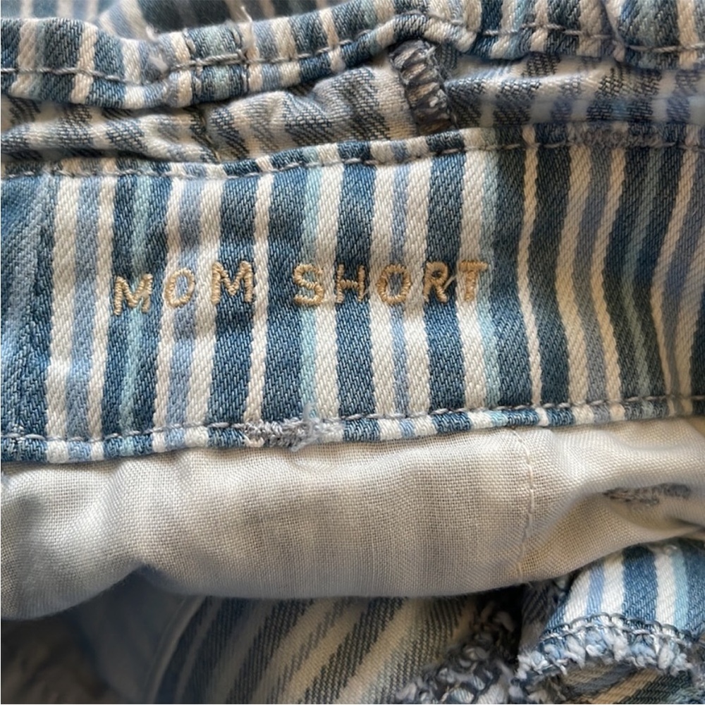 American Eagle Paperbag Denim Mom Short - Picture 3 of 4
